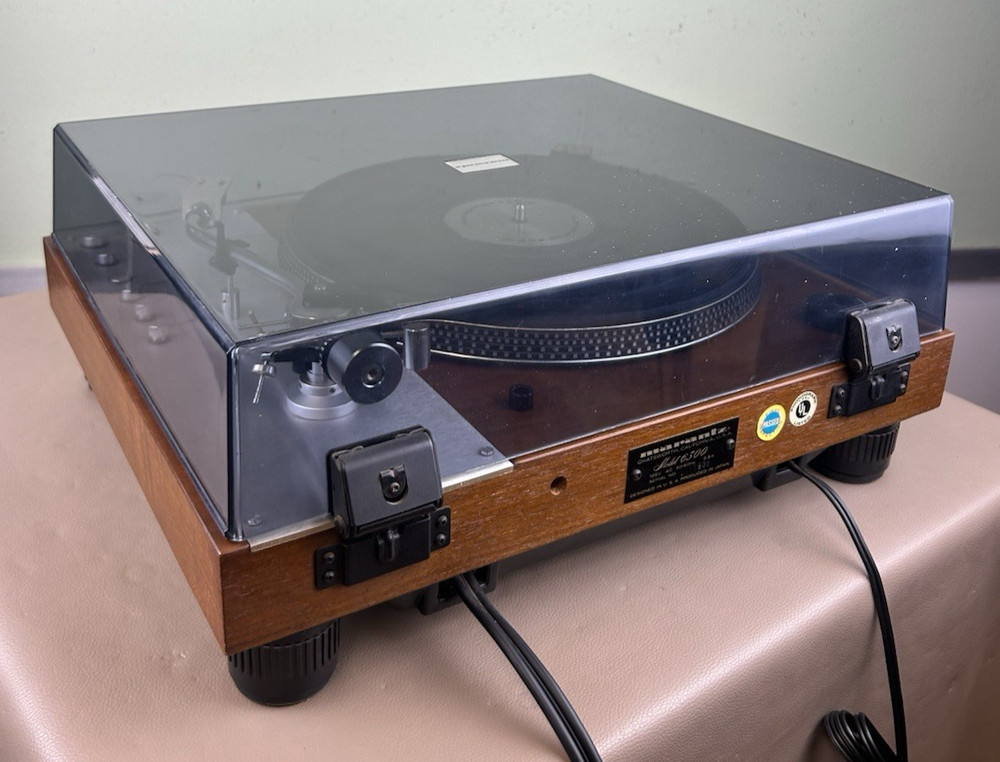 MARANTZ 6300 STEREO TURNTABLE