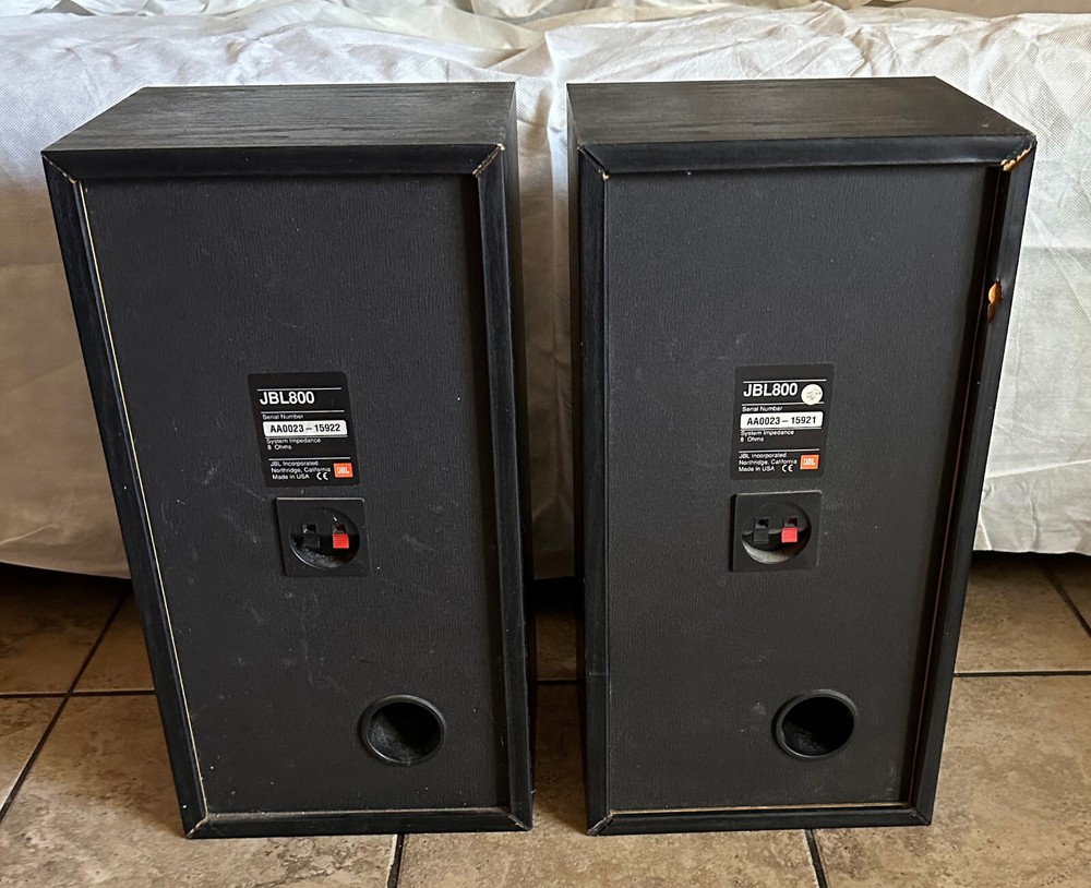 Vintage Pair JBL Speakers Model JBL800.