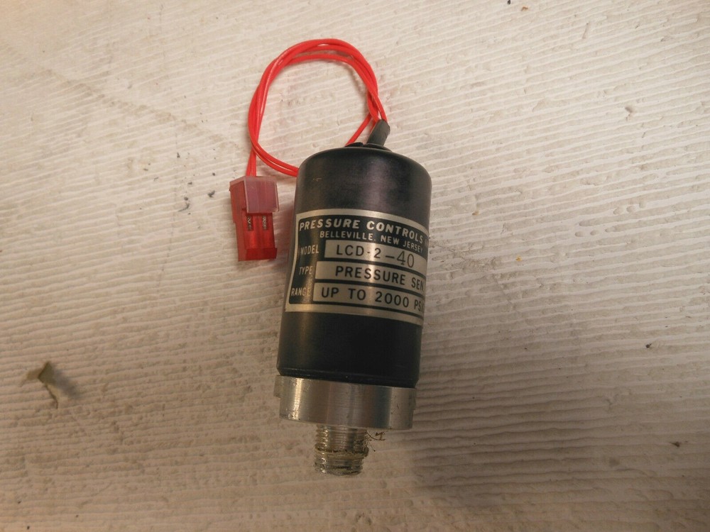 PRESSURE CONTROLS INC, LCD .2 -40  PRESSURE SENSOR  UP - 2000 PSIG