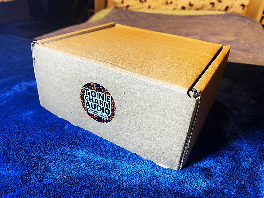 Tone Charm Audio Into The Waves - Delay, Distortion, Modulation - Guitar Effects