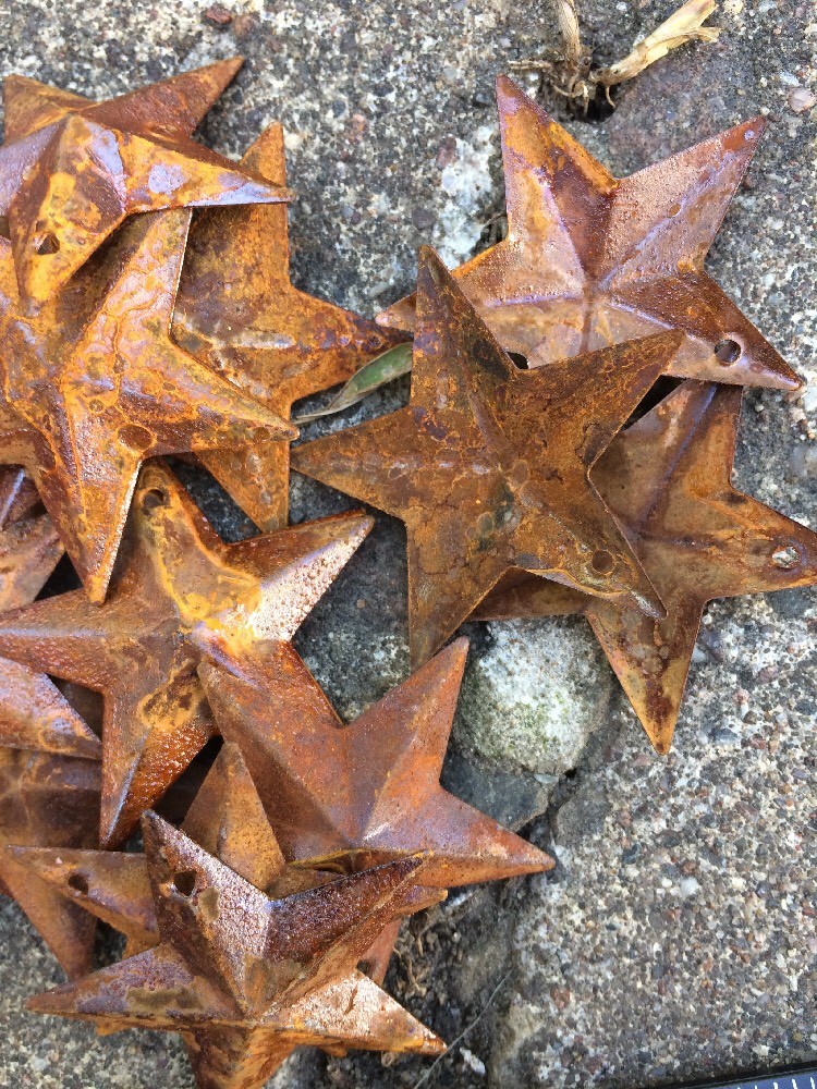 Set 20 Rusty Stars 10- 2.25" & 10- 1.5" Country Metal Barn Star Craft Supplies *