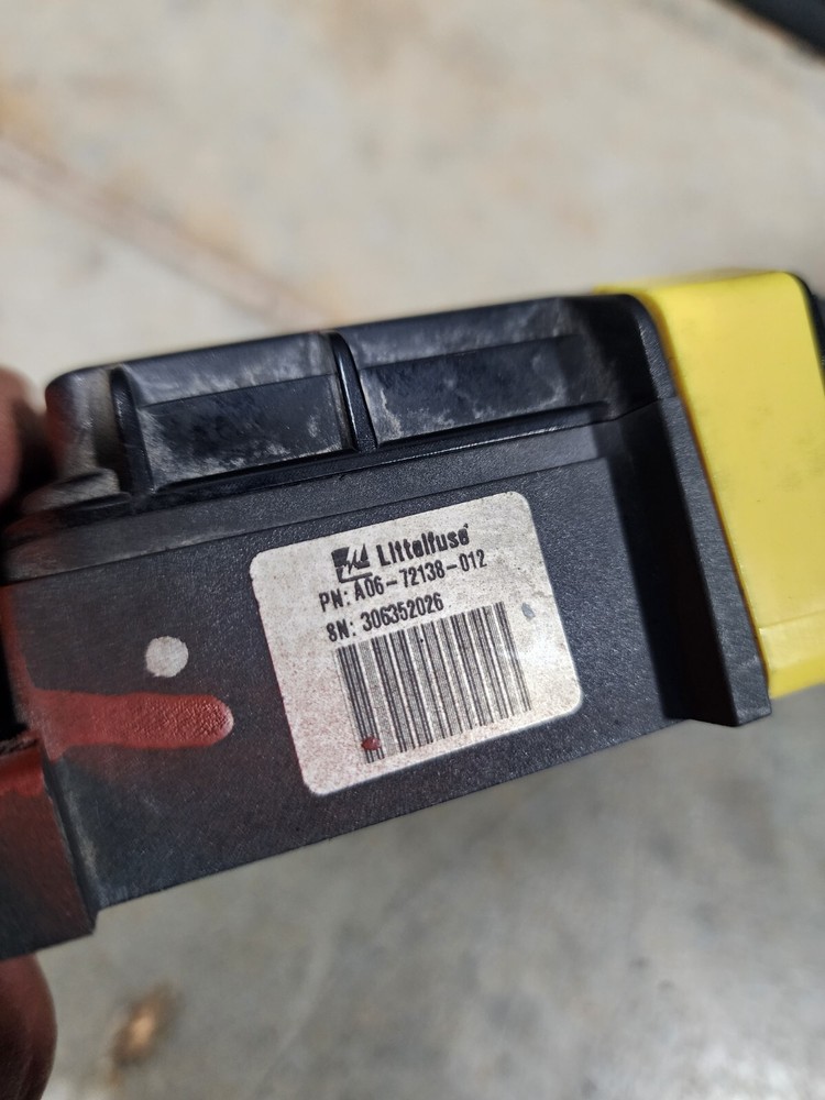 FREIGHTLINER Cascadia Fuse Panel A0672138012
