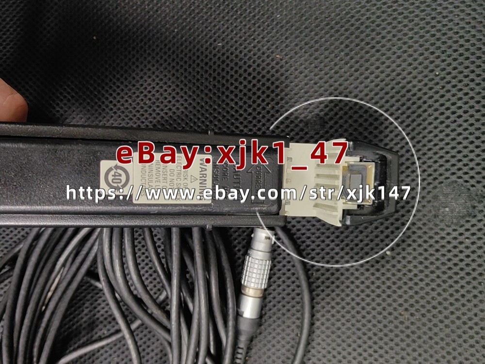 Tektronix TCP404XL AC/DC current probe