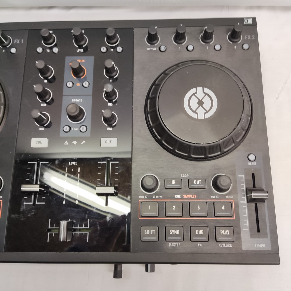 NATIVE INTRUMENTS TRAKTOR KONTROL S2 DJ CONTROLLER AND AUDIO INTERFACE MIXER