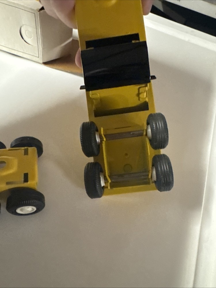 Tiny Tonka Bottom Dump Truck #655 With Box