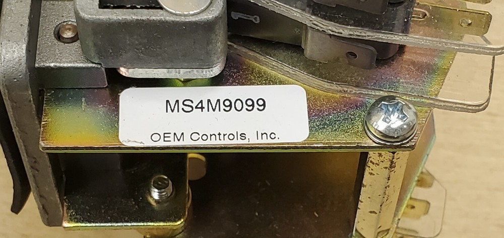 OEM Controls MS4 Single Axis Controller Joystick Multi Detent MS4M9099 - NEW