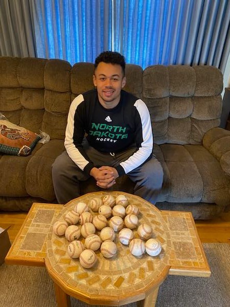 2025 NL ROOKIE OF YEAR DRAKE BALDWIN SIGNED RAWLINGS GAME USED OMIL BALL BRAVES