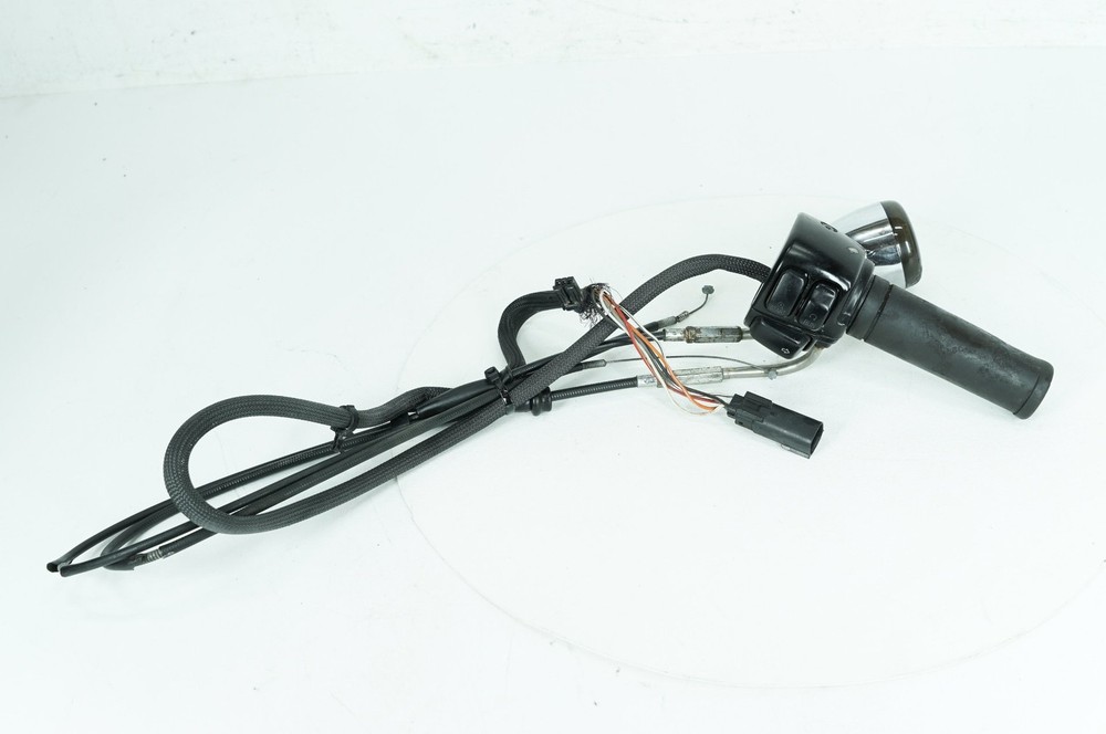 09 Harley Dyna Super Glide Custom OEM Right Engine Start Kill Switches Controls