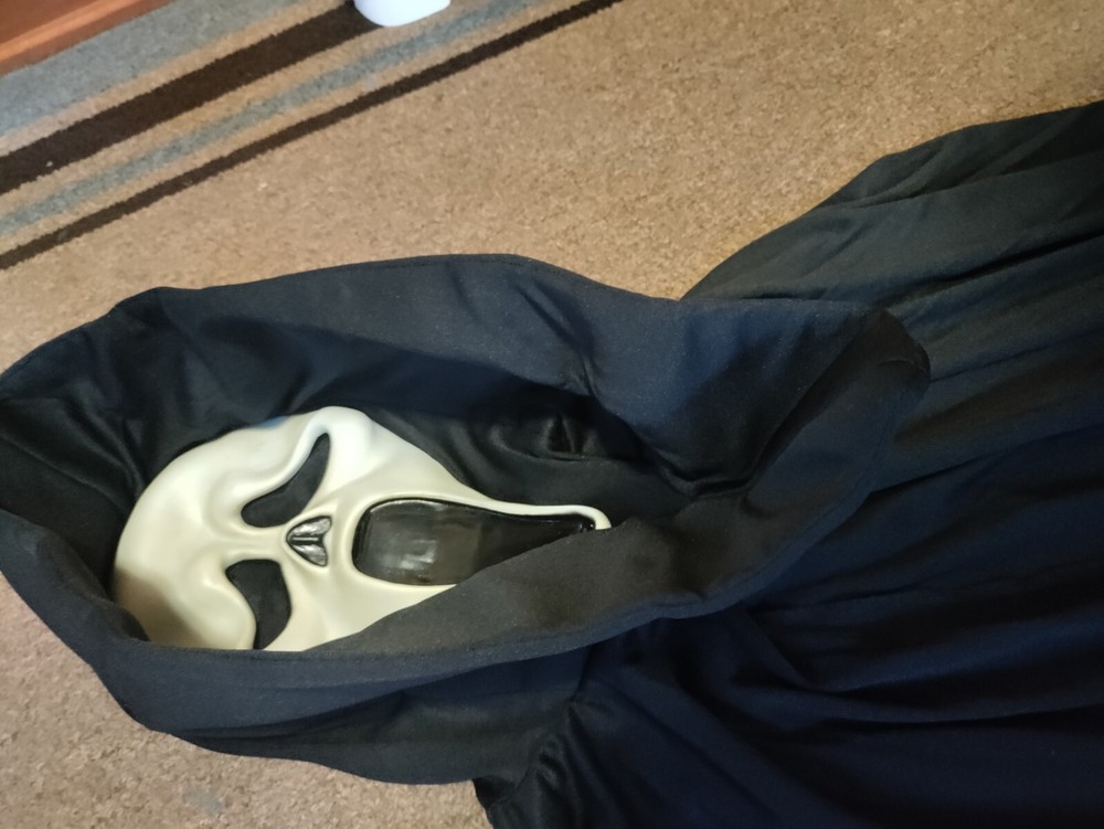 Extremely RARE Ghostface Funworld DIV fantastic faces with long cape GITD
