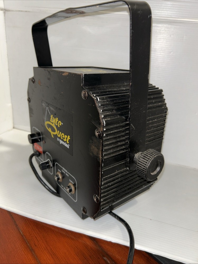 Lyte Quest By Gemini Strobe Light. Adjustable Speed- Working 9”