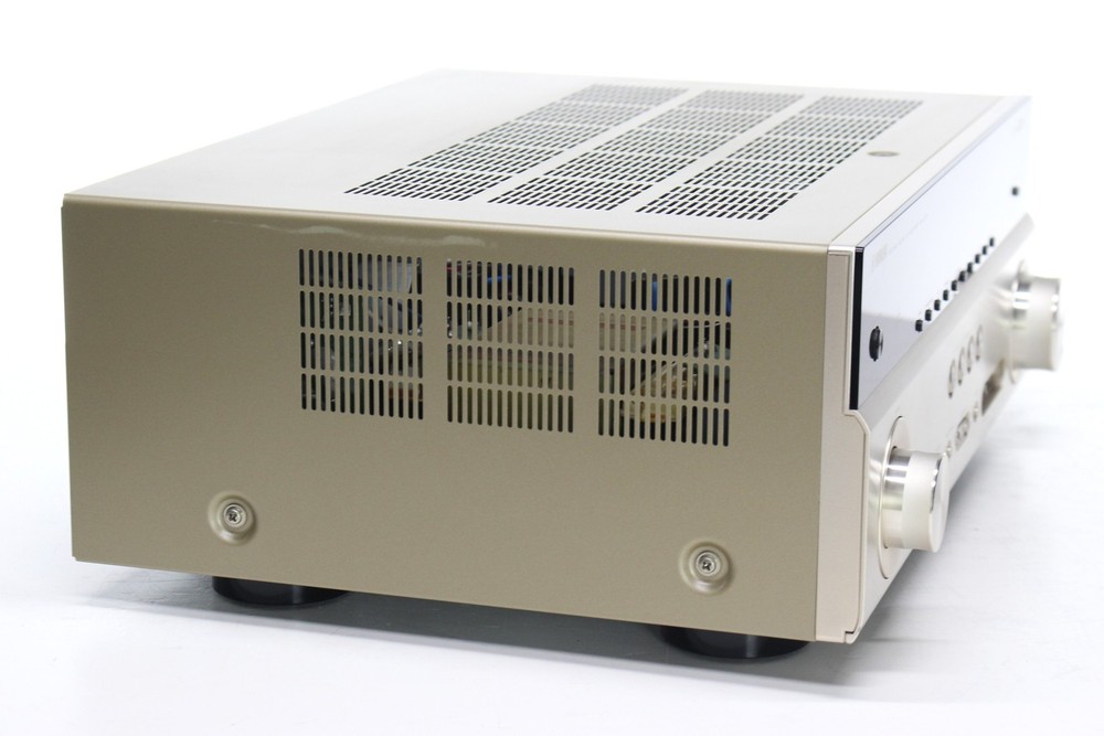 YAMAHA RX-V773 AV amplifier