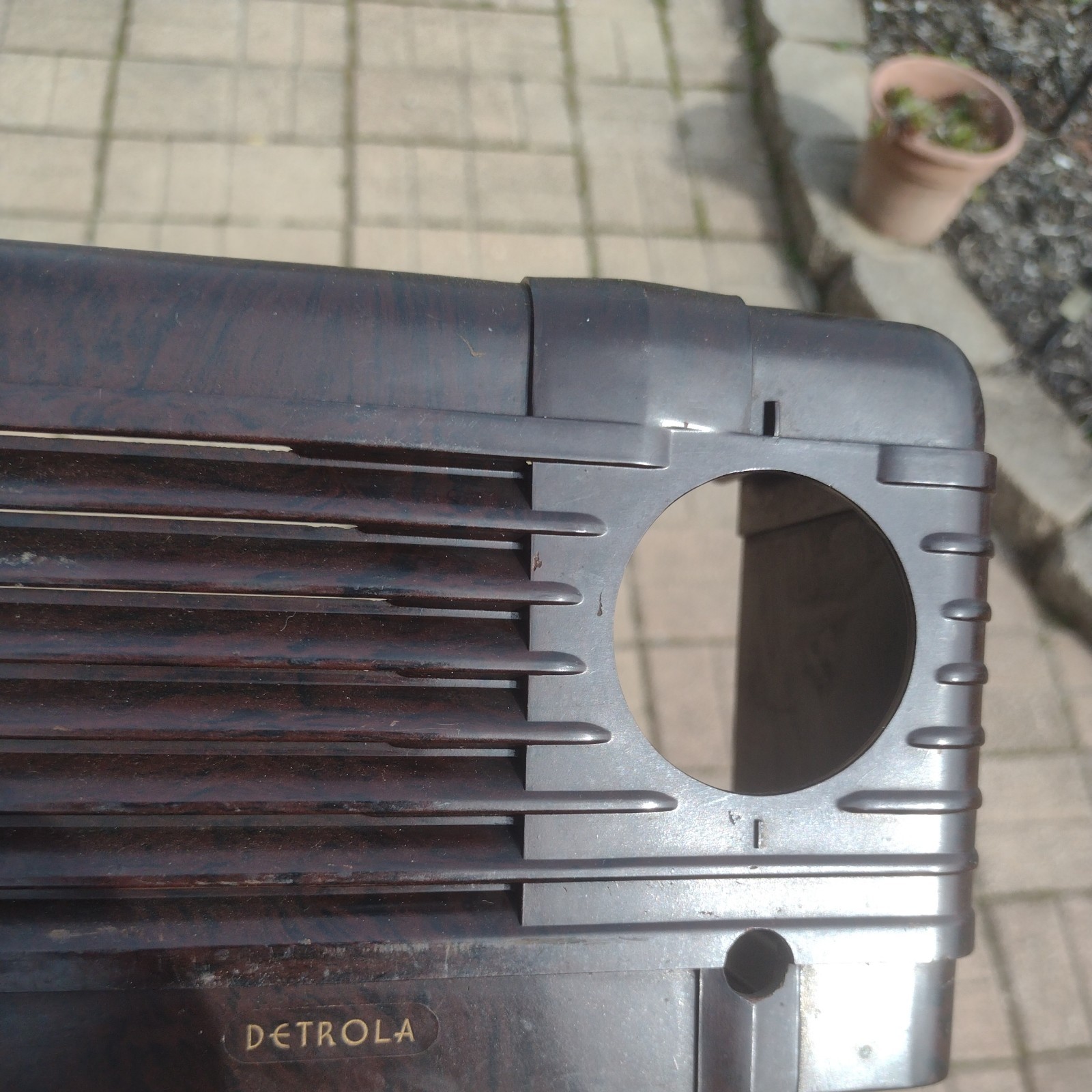 Antique 1930s Detrola Pee Wee Tube Radio Case.