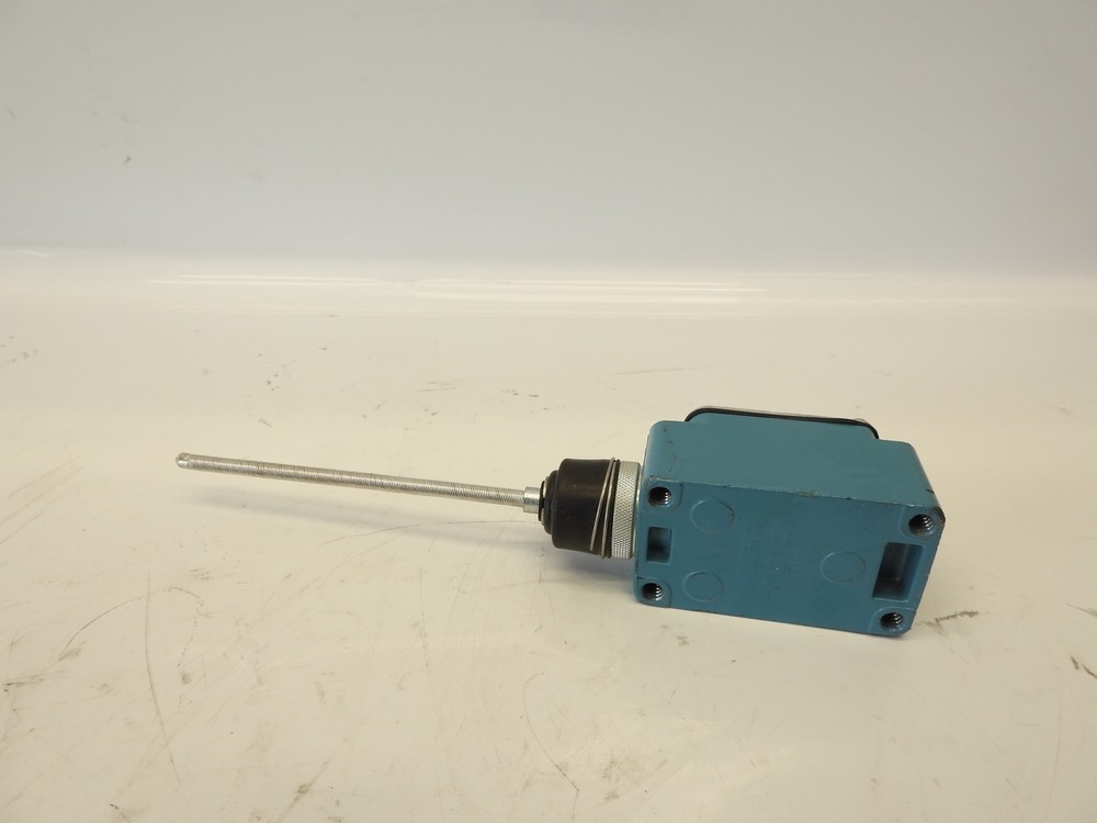 New NEW MICRO SWITCH LIMIT SWITCH IOA 20/240/480