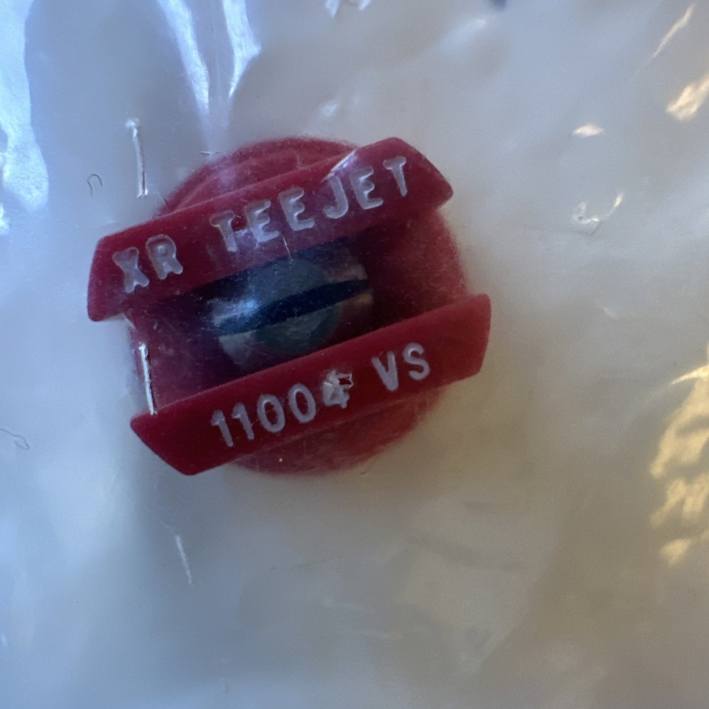 XR TeeJet Extended Range Flat Spray Tips XR11004VS