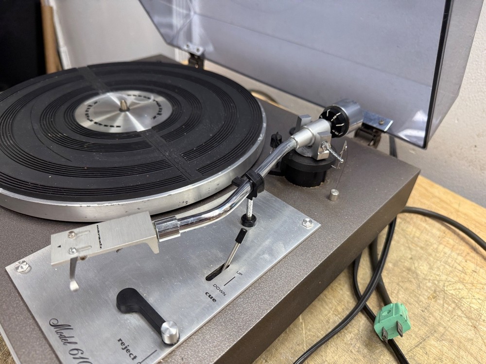 MARANTZ 6100 TURNTABLE