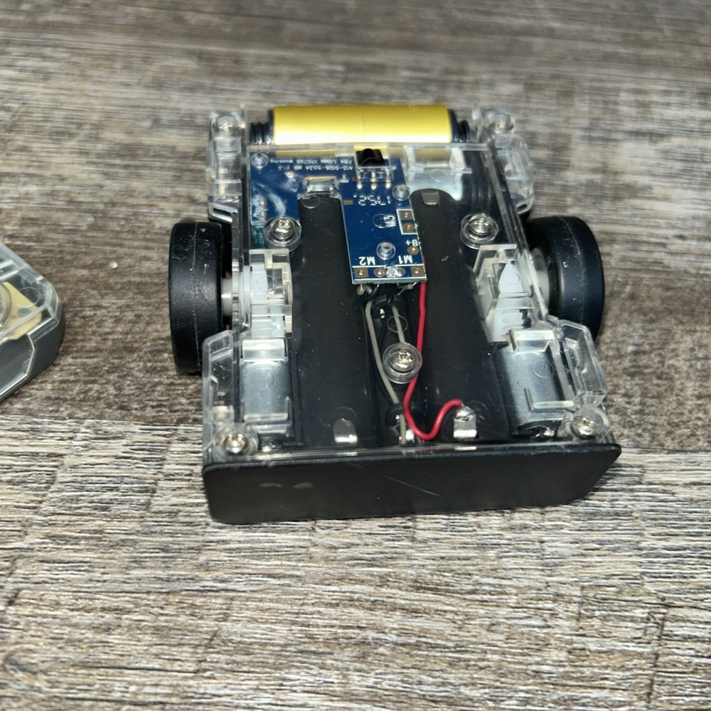 Battle Bots Hexbug With Remote, #8012BB