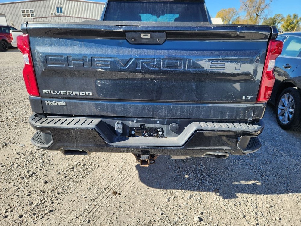 2019-2022 Chevy SILVERADO 1500 8.0" Display Screen and Control Panel