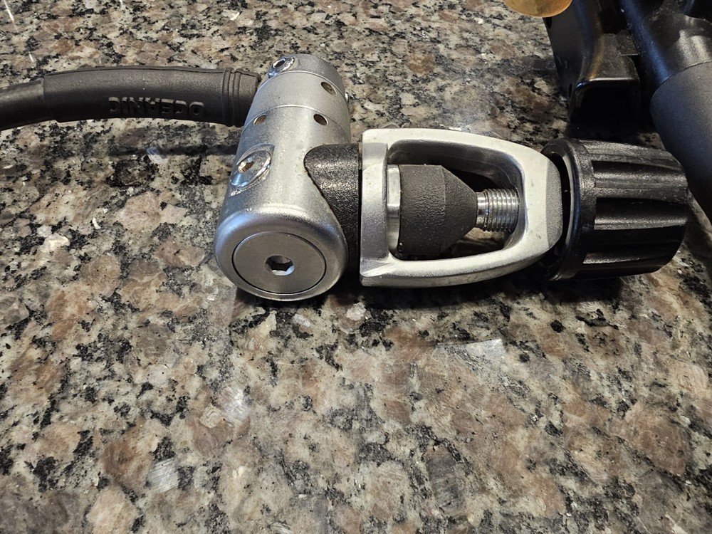 Oceanic Delta Regulator 1st & 2nd Stages & FREE SHIPPING ((READ))