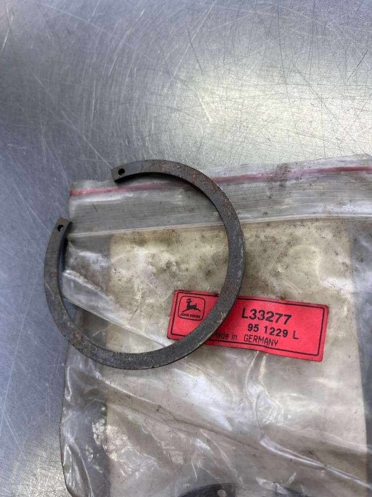 L33277 Genuine OEM John Deere SNAP RING