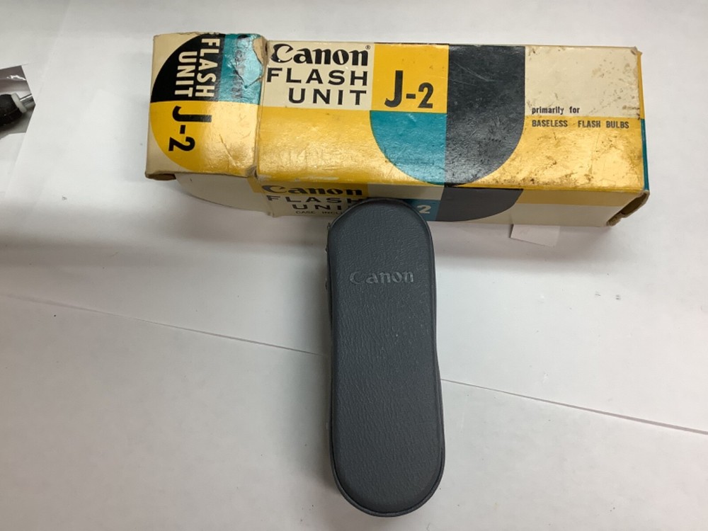 Rare Canon Flash Unit Model J-2 for Rangefinder Camera With Case/ Box