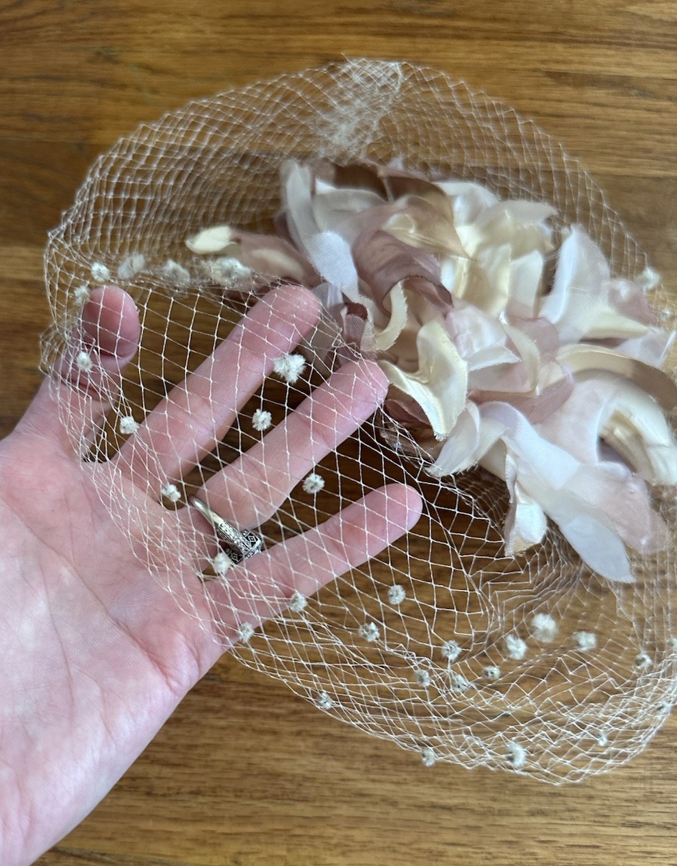 Vintage 60s floral fascinator headpiece Hat Netting Kentucky Derby Dusty Rose