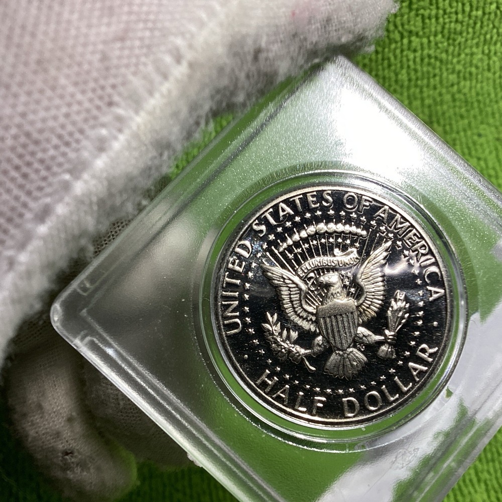 1977 S JFK PROOF FREE SHIPPING