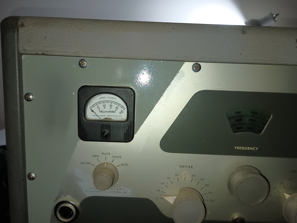 Heathkit DX-100 Vintage Ham Radio Transmitter Powers On HF AM CW