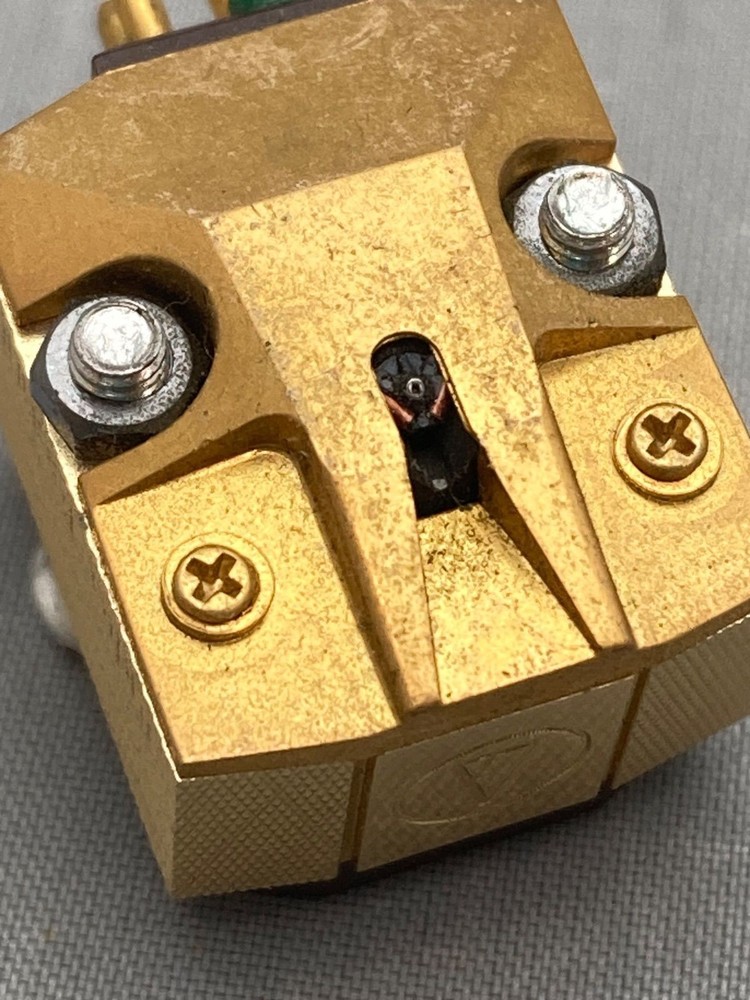 Audio-Technica AT33E MC type cartridge stylus broken