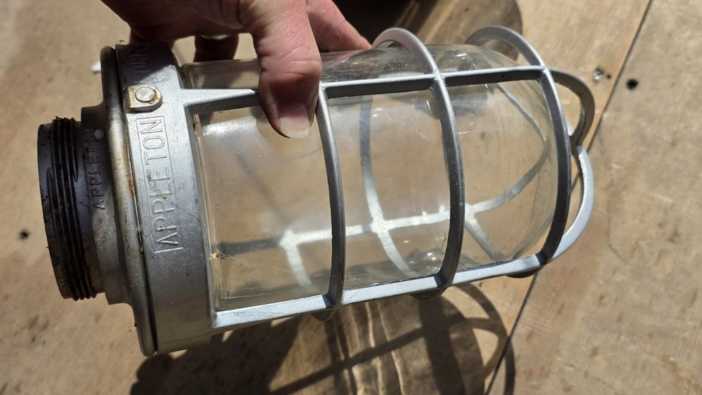 APPLETON FORM 200 EXPLOSION PROOF LIGHT W/ CAGE And GLOBE Untested
