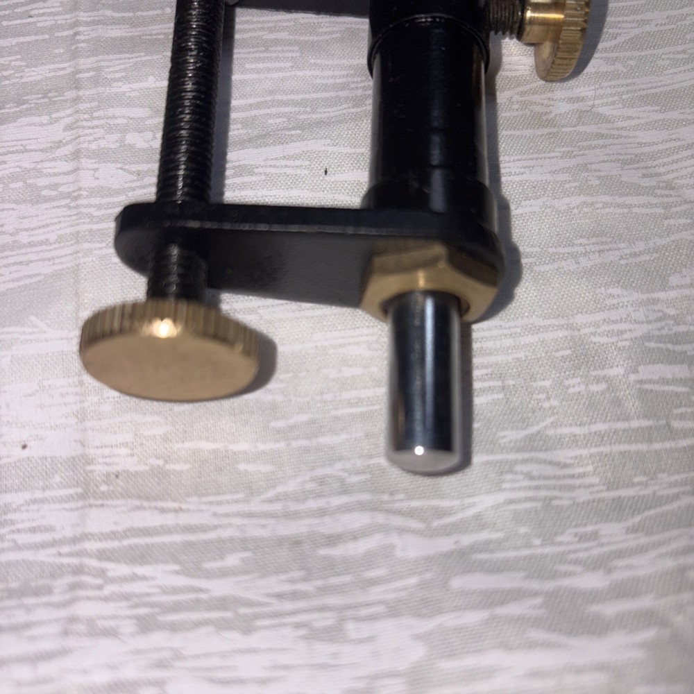 Cabela's Master Fly Tying Vise