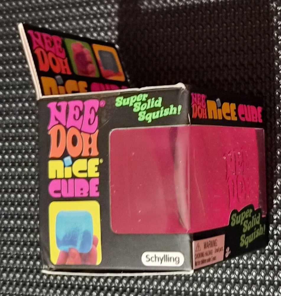 SCHYLLING NEEDOH NICE CUBE 2.25 INCH SUPER SOLID SQUISH PINK NIB