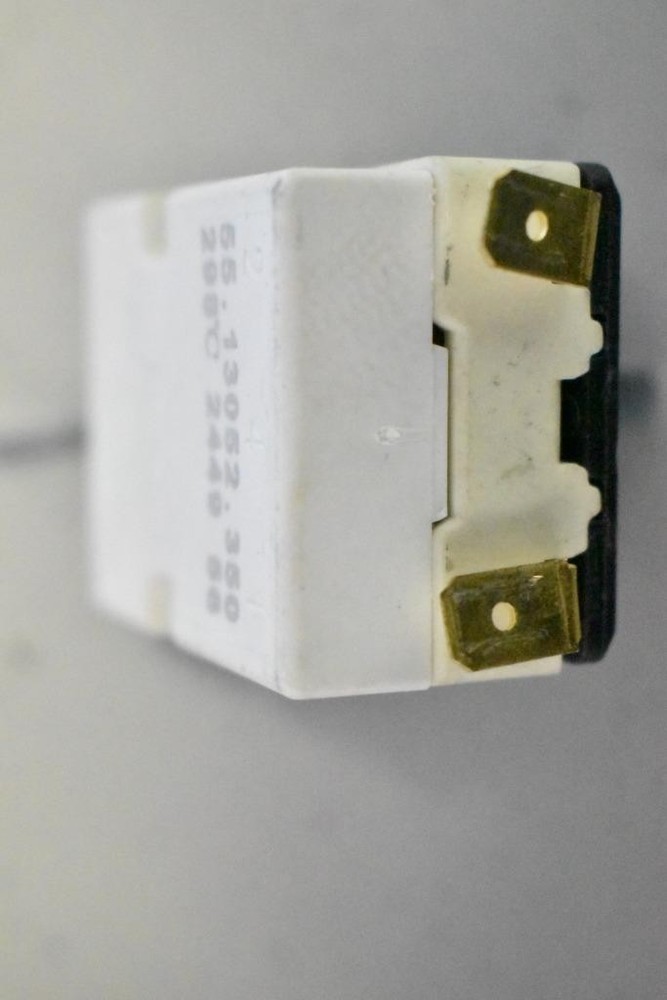NEW Globe U03051220022 Control Thermostat