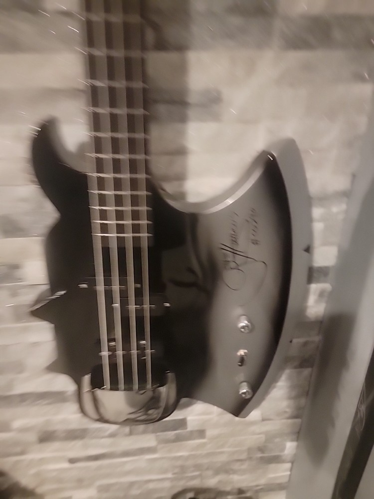 gene simmons signed bass