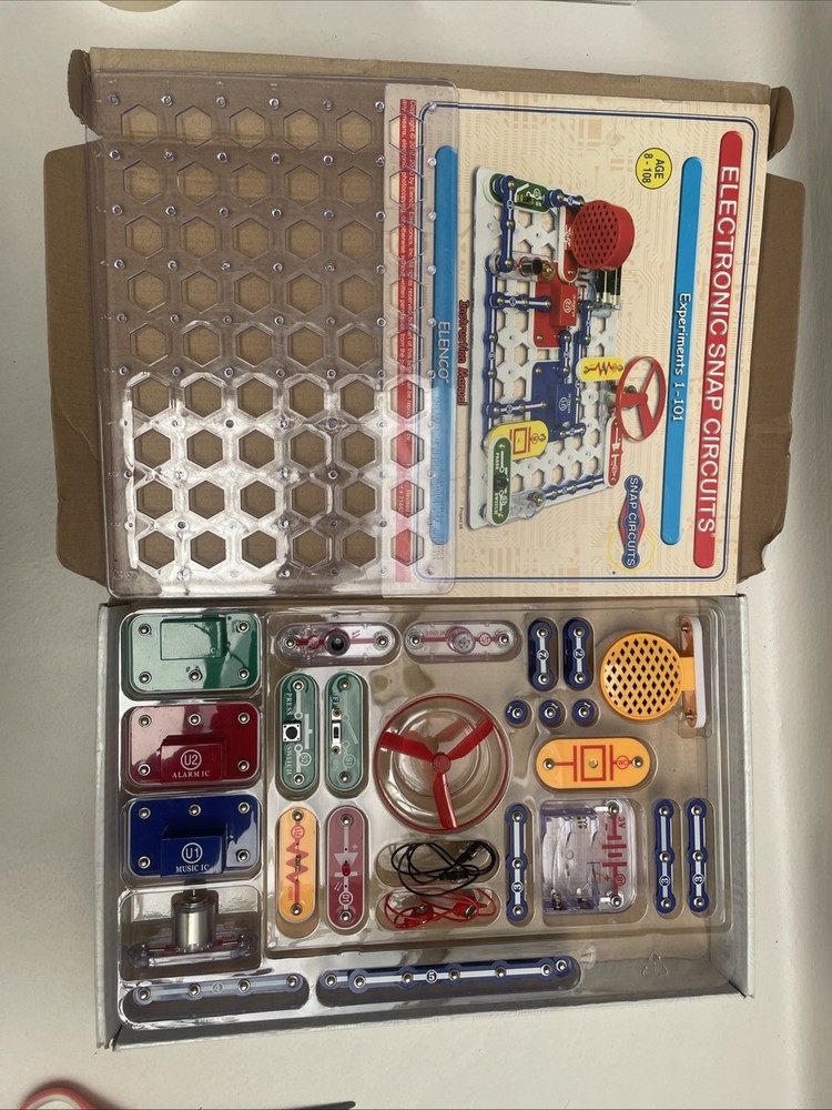 ELENCO Snap Circuits Jr. 100 Experiments Electronics Discovery Kit Complete