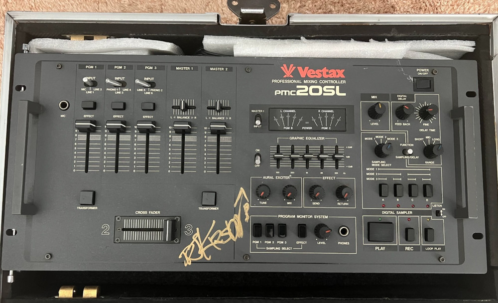 1pcs Vestax PMC 20Sl Mixing Console