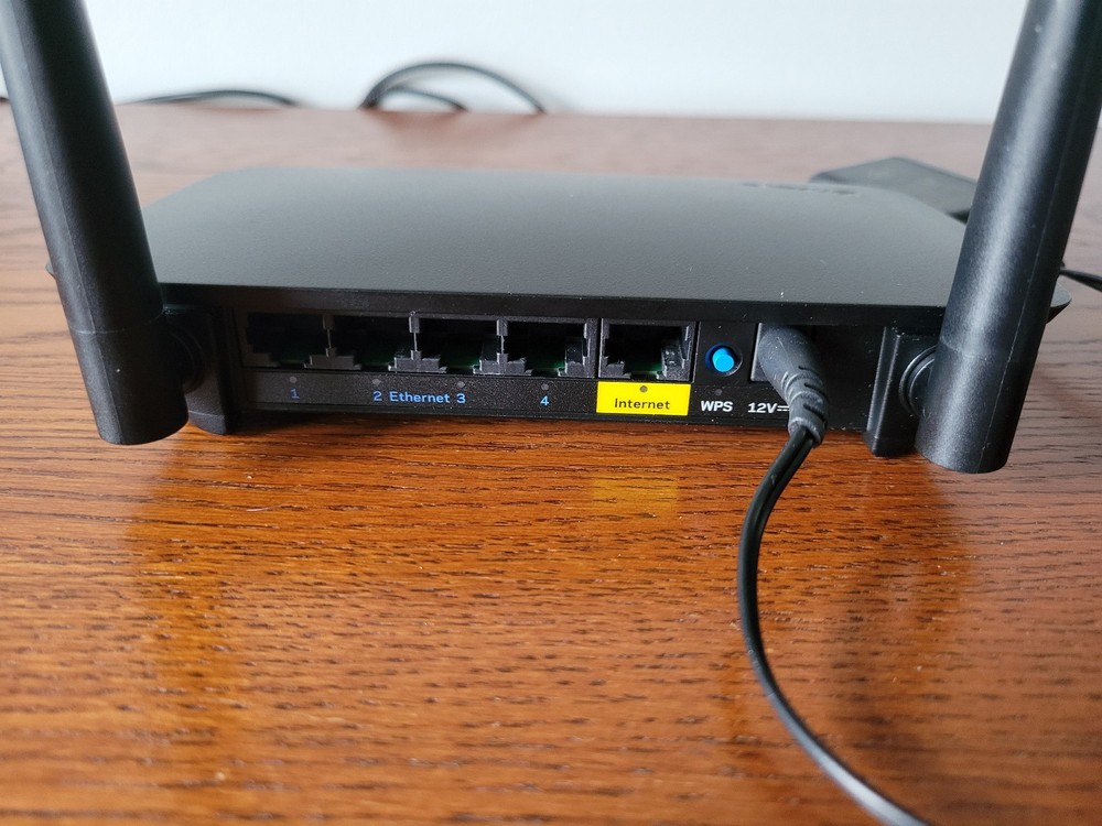 Linksys E5400 WIFI Router