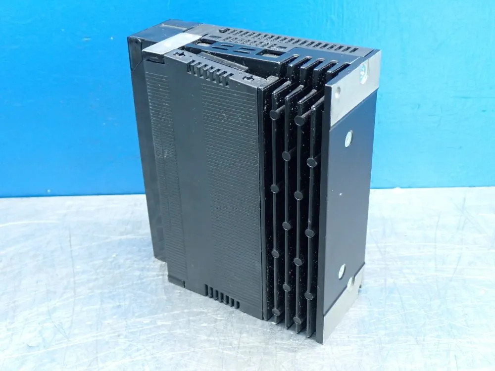 OMRON R88D-KN04H-ECT G5-SERIES MOTION CONTROL FUNCTION SERVO DRIVE 12250980
