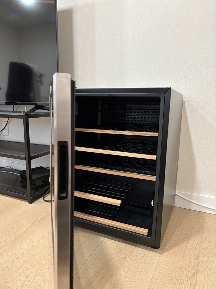 Whirlpool Wine Fridge