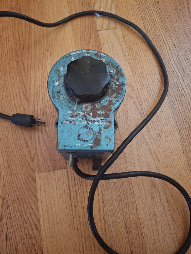 Staco 3Pn1020, Variable Auto Transformer Input 240V, 50/60Hz 3Pn1020