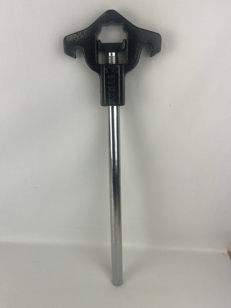 Kochek Adjustable Hydrant Wrench