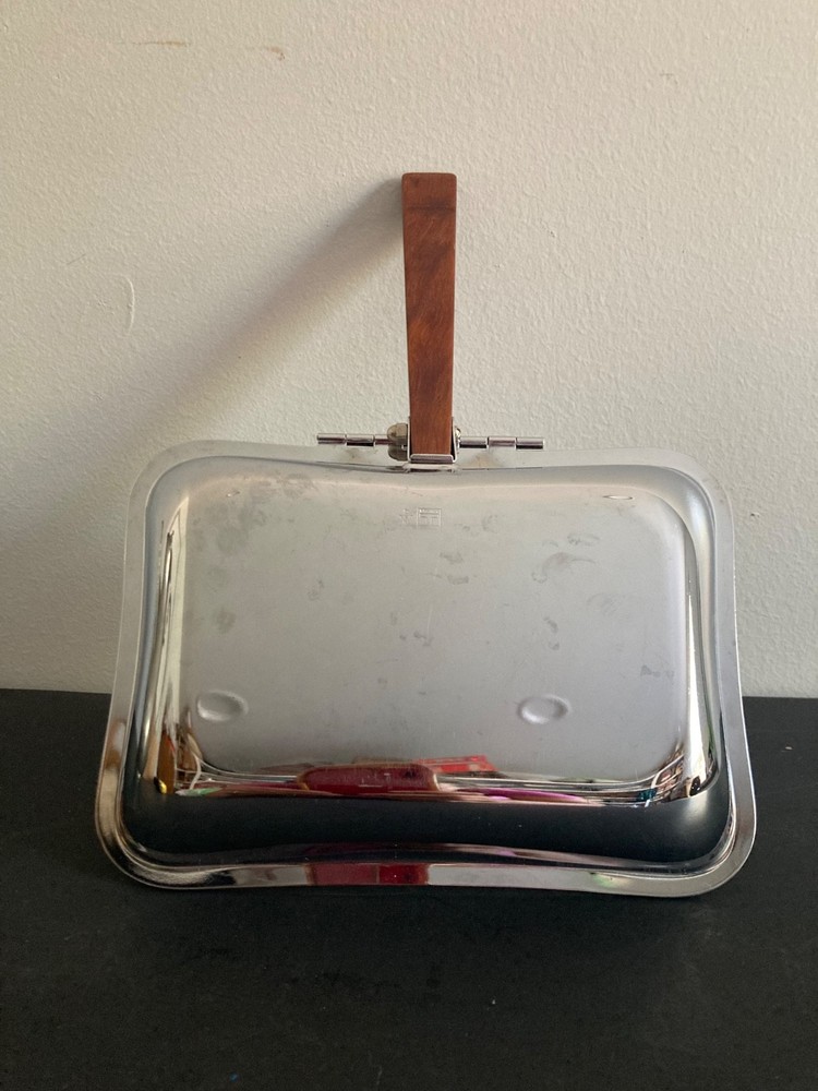 Vintage Ironware Warming Serving Pan Dish with Hinged Lid Wood Handle