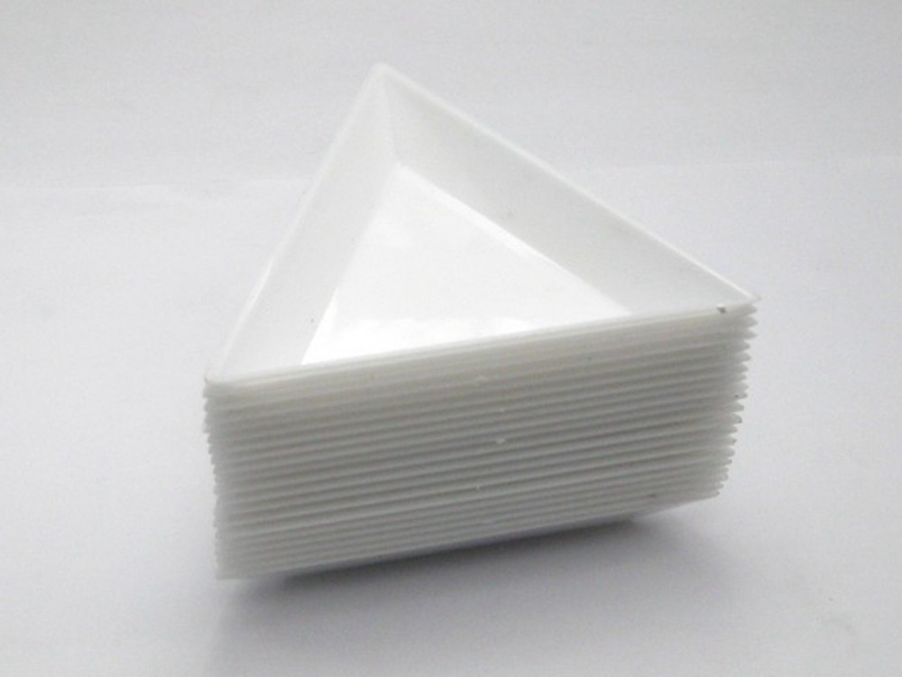 20 White Plastic Triangular Beads Sorting Trays 75mm Storage Container For Craft