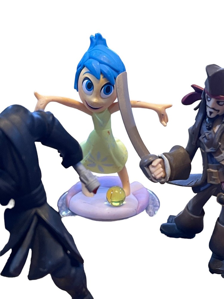 Lot 10 Disney Infinity Figures