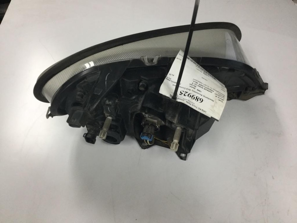 For 2003 FREIGHTLINER M2 2003-2025 HEADLIGHT Left , WA