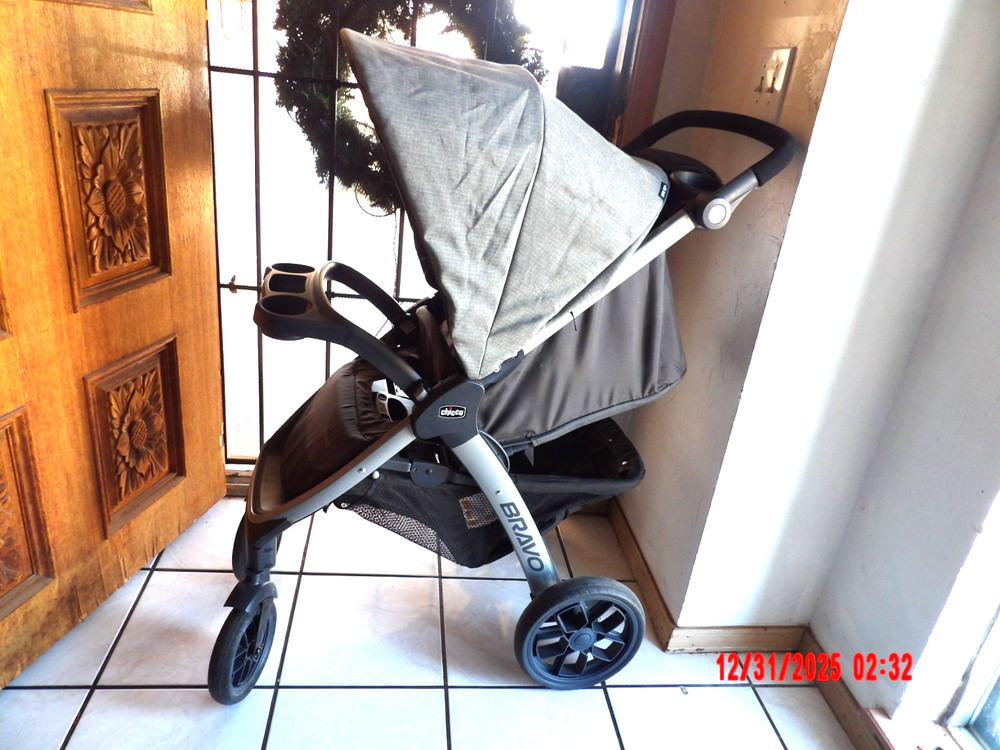 Chicco Bravo Quick Fold Stroller