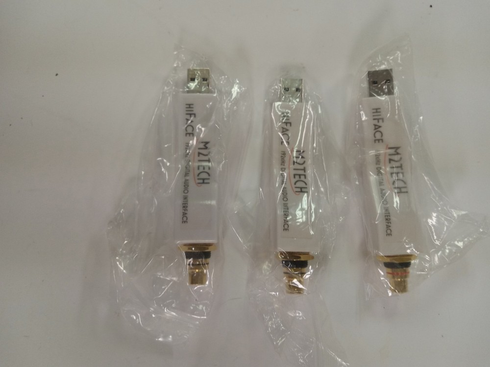 M2TECH. hiFace 192kHz Digital Audio Interface 3 units