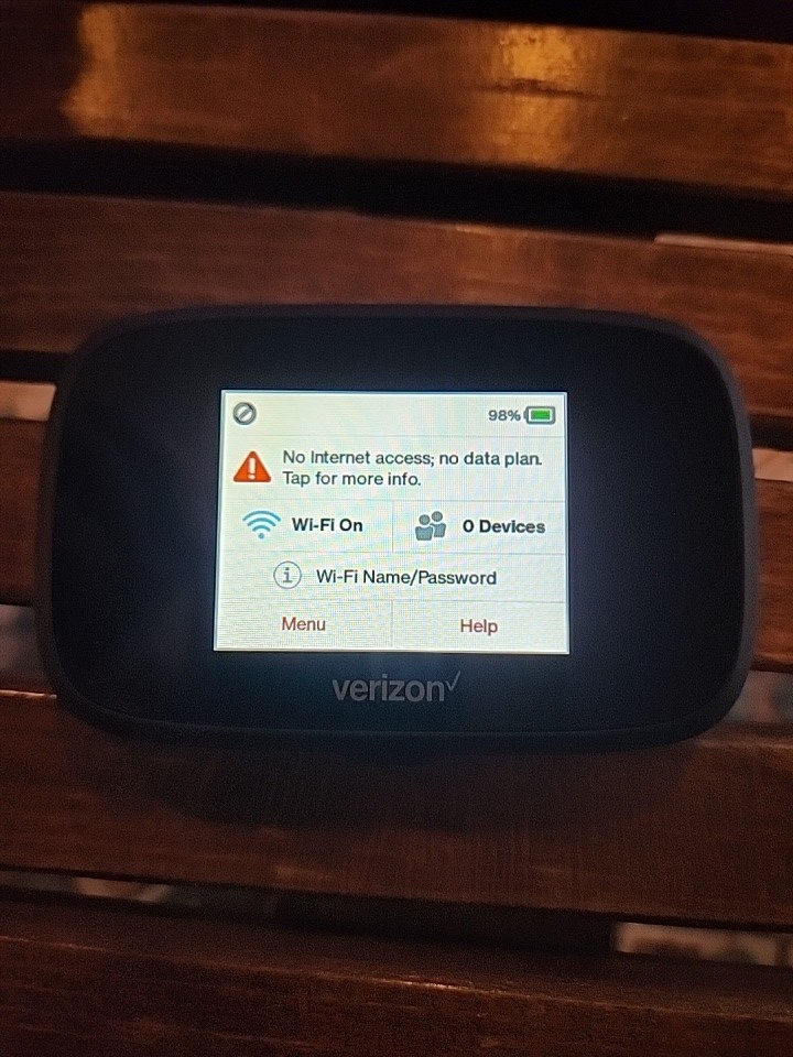 Mifi Verizon  Wireless Jetpack Mobile Hotspot Model MIFI7730L