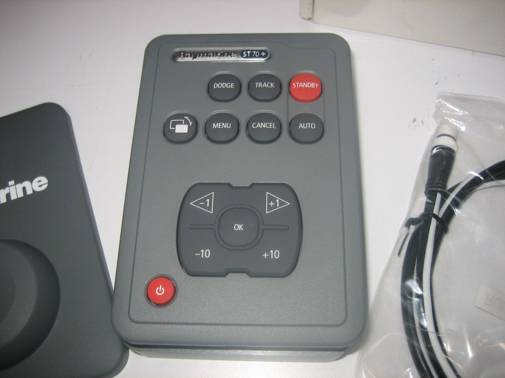 Raymarine ST70+ Sail Pilot Keypad Controller - E22117 - NEW OLD STOCK