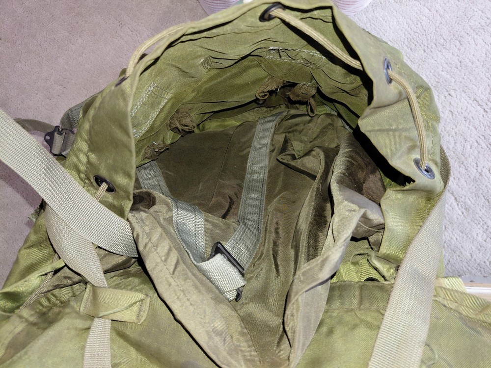 Vintage US Army Field Pack Combat LC-1 Medium ALICE Backpack with Frame & Strap