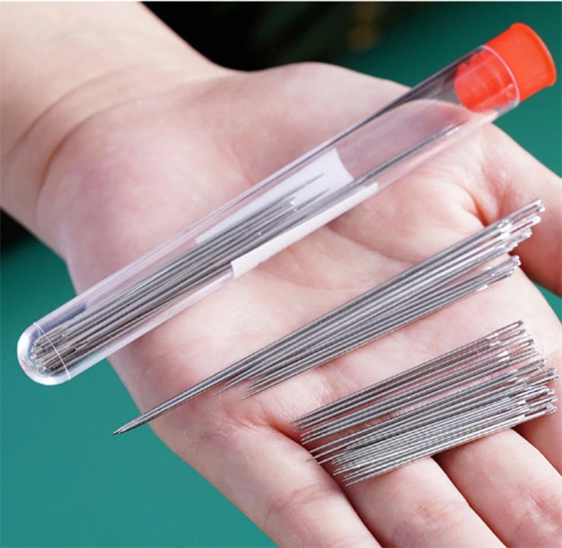 37PCS Sewing Tool Set,Needles Thread Hand Repair Tools,Portable Sewing Kit